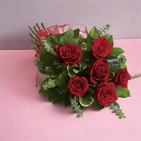 FALL IN LOVE (6 red roses)